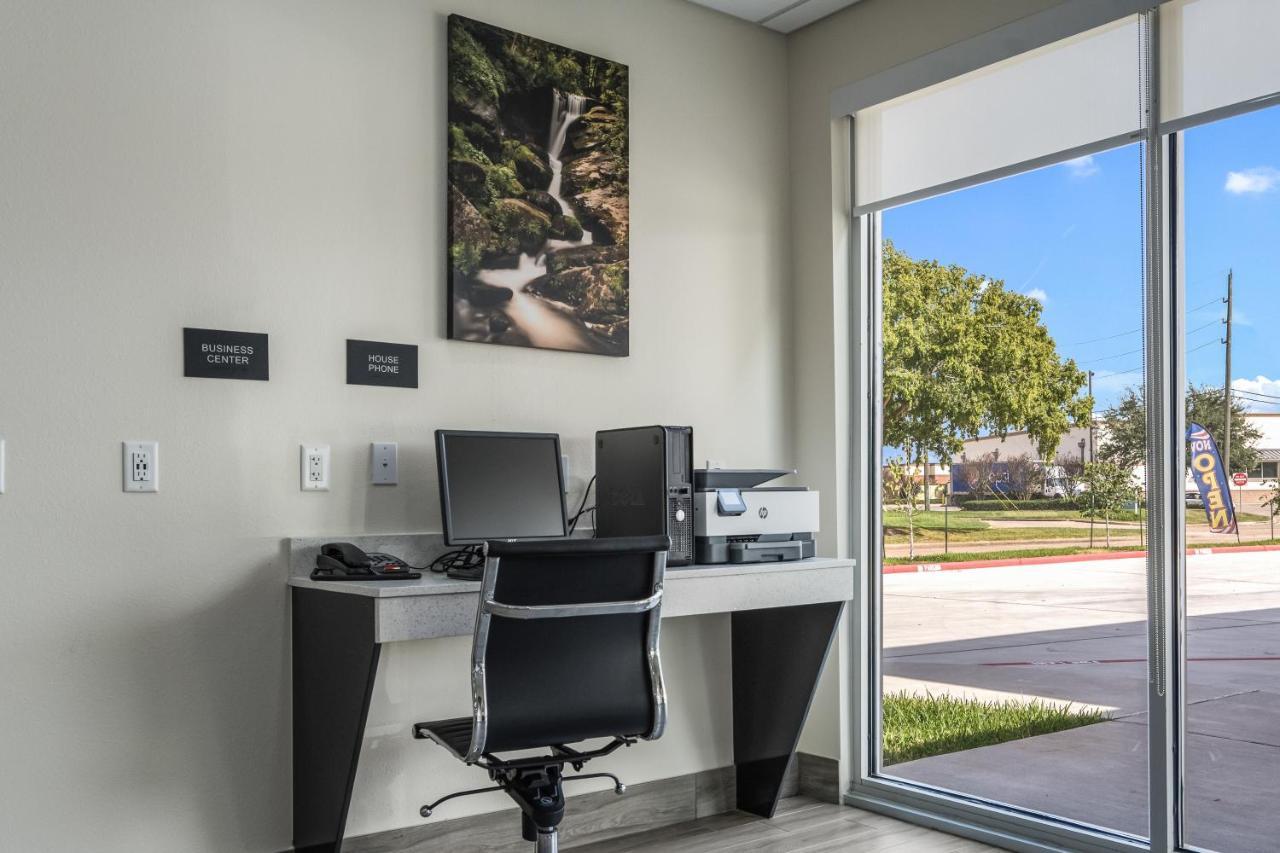Americas Best Value Inn & Suites Katy Bagian luar foto
