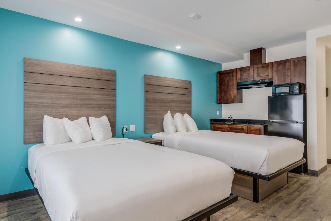 Americas Best Value Inn & Suites Katy Bagian luar foto